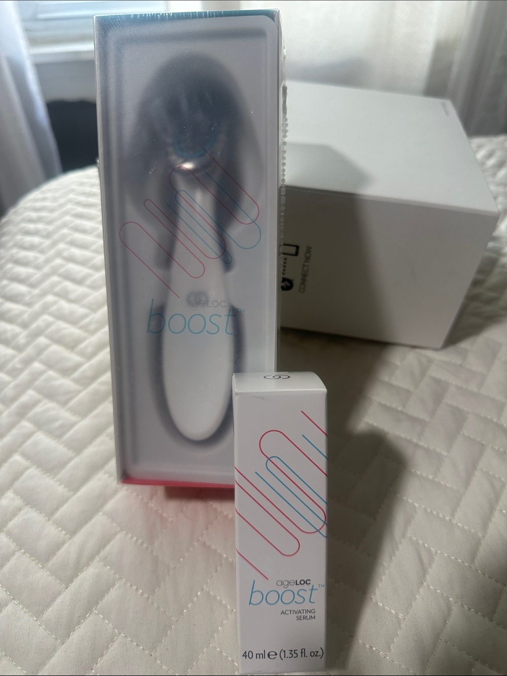 ageLOC Boost Facial Device + Activating Serum — White